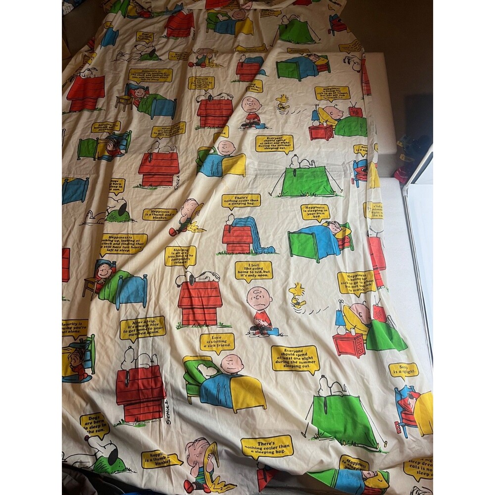 Vtg 1971 Snoopy Peanuts Charlie Brown Linus Lucy Twin Flat Bedsheet HAPPY FABRIC